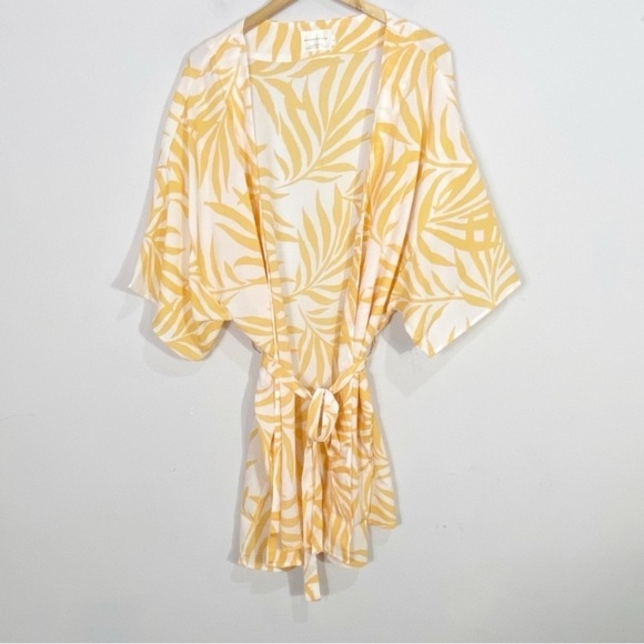 MAISON DU SOIR Magnolia Luxe Palm Kimono Robe - Picture 7 of 11